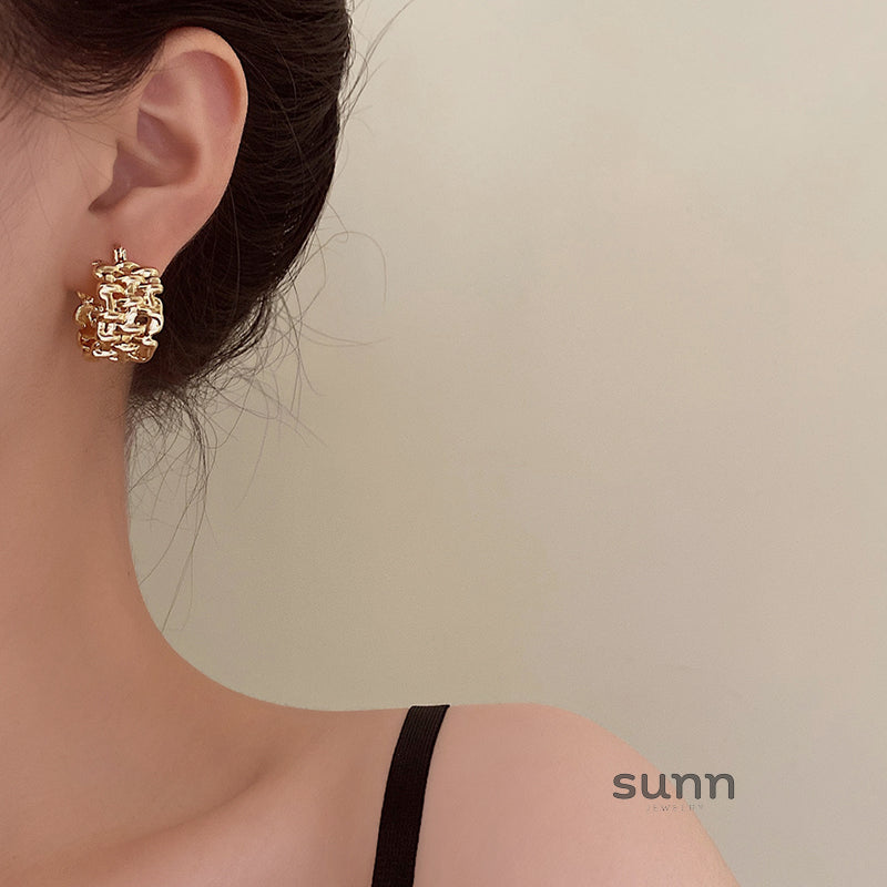 Eleina Braided Metal Earrings [99BQWSU5]