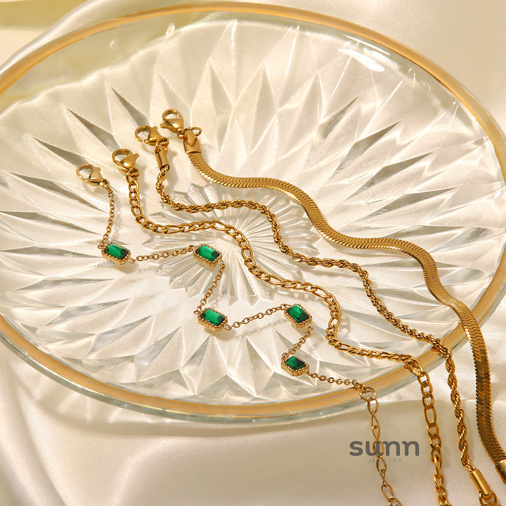 Eleonore Gold Emerald Bracelet [NGYHBJJO]