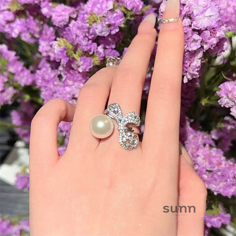 Eliana Delicate Pearl Bow Jewelry [D1HOD877]