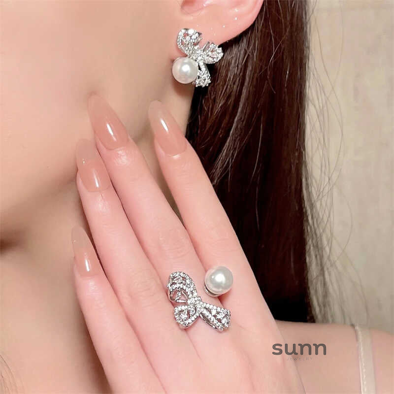 Eliana Delicate Pearl Bow Jewelry [B1G7OXOR]