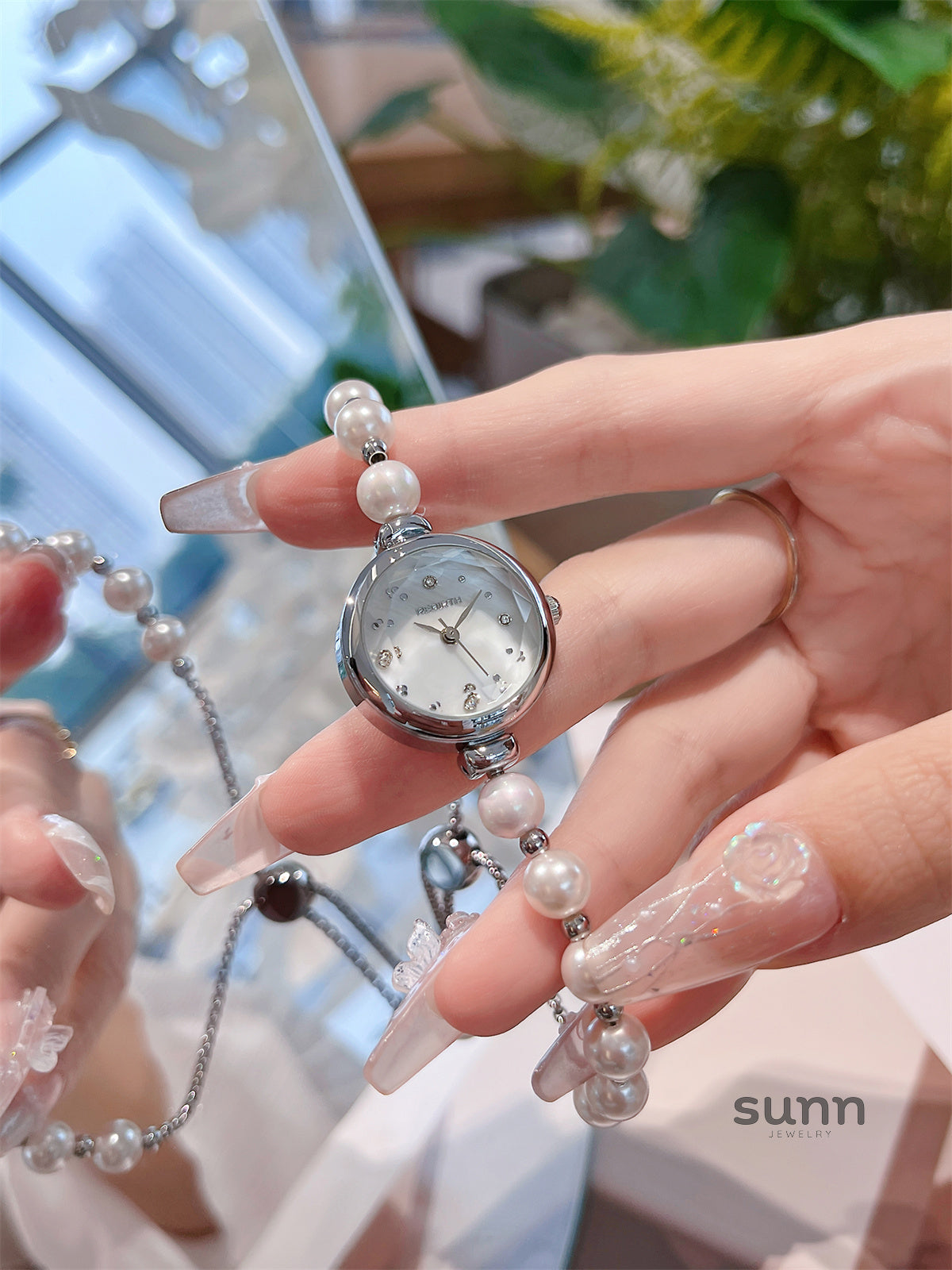 Elianna Mother-of-Pearl Watch [91ASU07V]