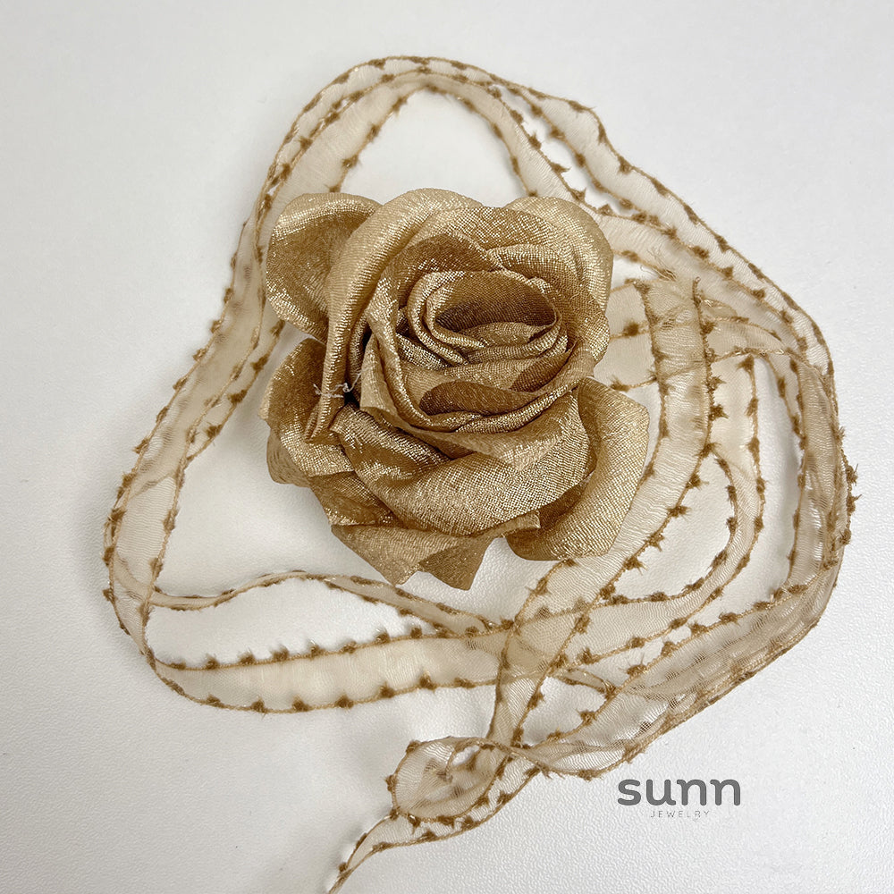 Eliany Elegant Rose Choker [CZYWI4MP]