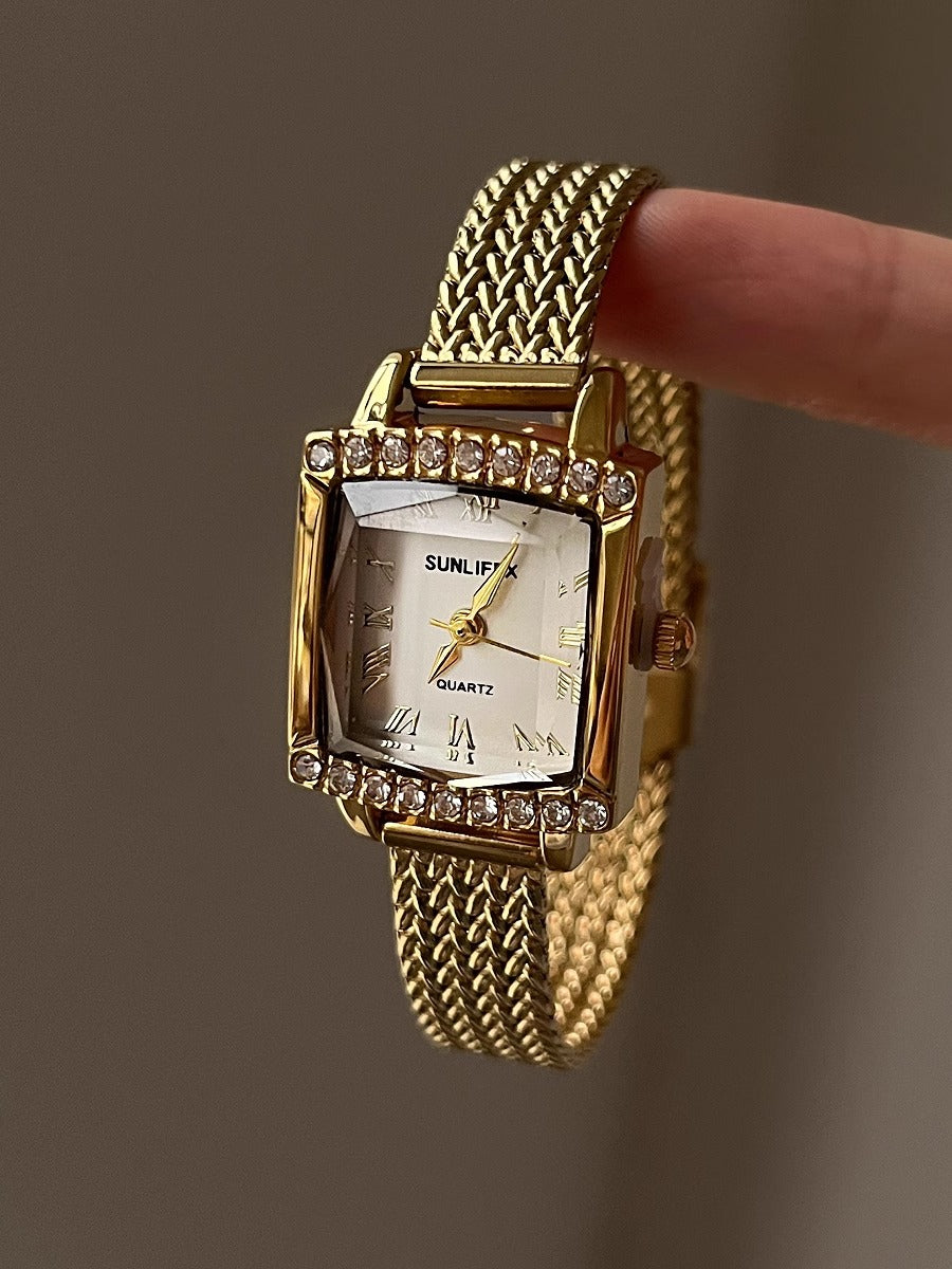 Elisabet Square Link Bracelet Watch [8BB7JCR7]