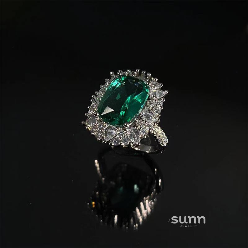 Elise Emerald Statement Ring [ZIQW0ZFY]