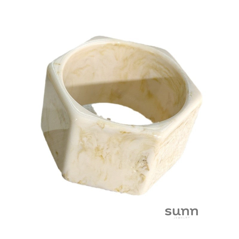 Elisha Geometric Resin Bracelet [7LAO8FZ2]