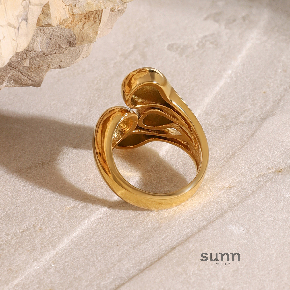 Elisheva Sculptural Steel Ring [1VJLUBVW]
