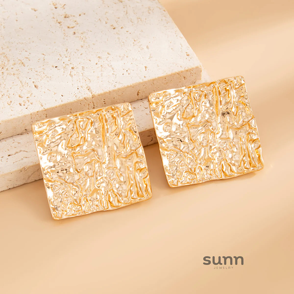 Eliyah Pleated Hollow Earrings