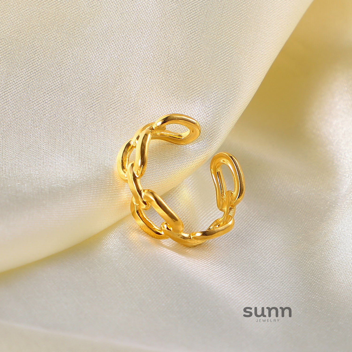 Eliyana Gold-Plated Chain Link Ring [EMCWLHCM]