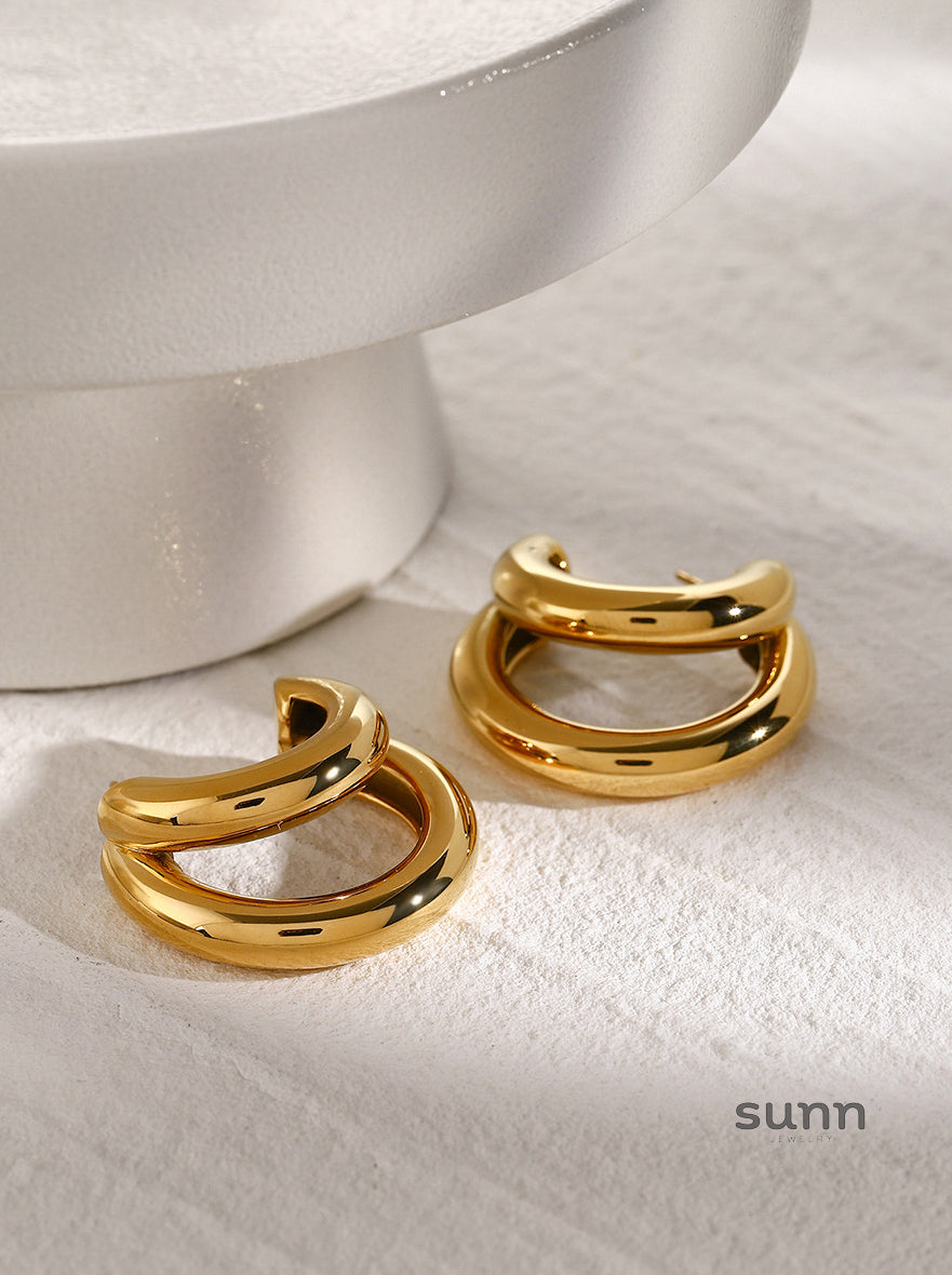 Eliza Sleek C Hoop Earrings [HJFJYZW2]