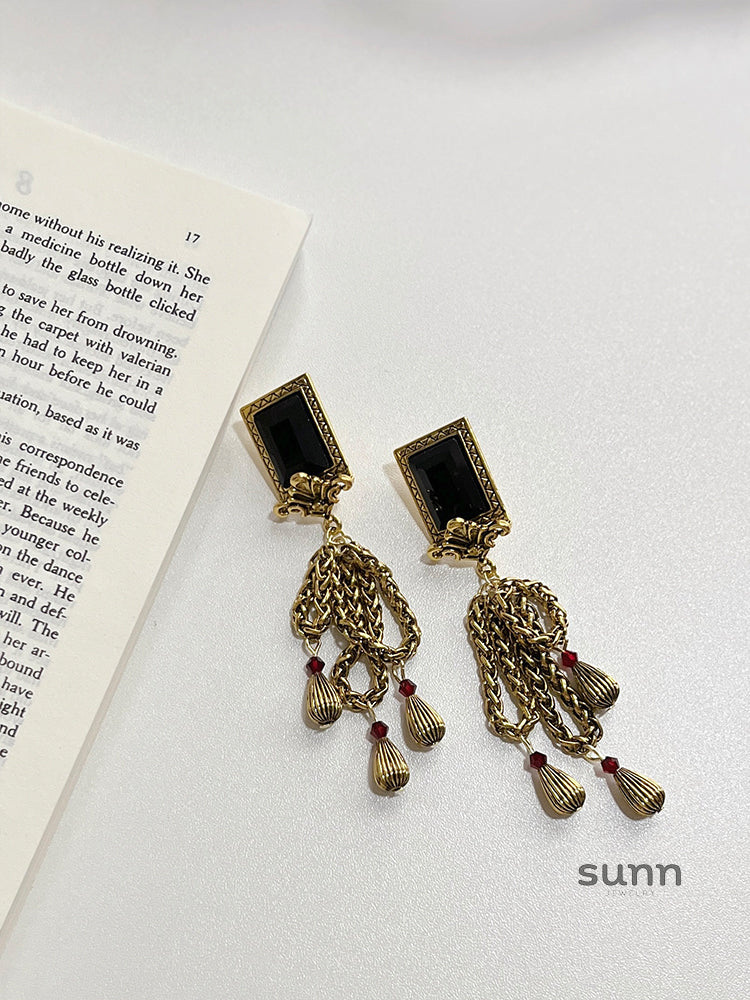 Eliza Vintage Tassel Drop Earrings
