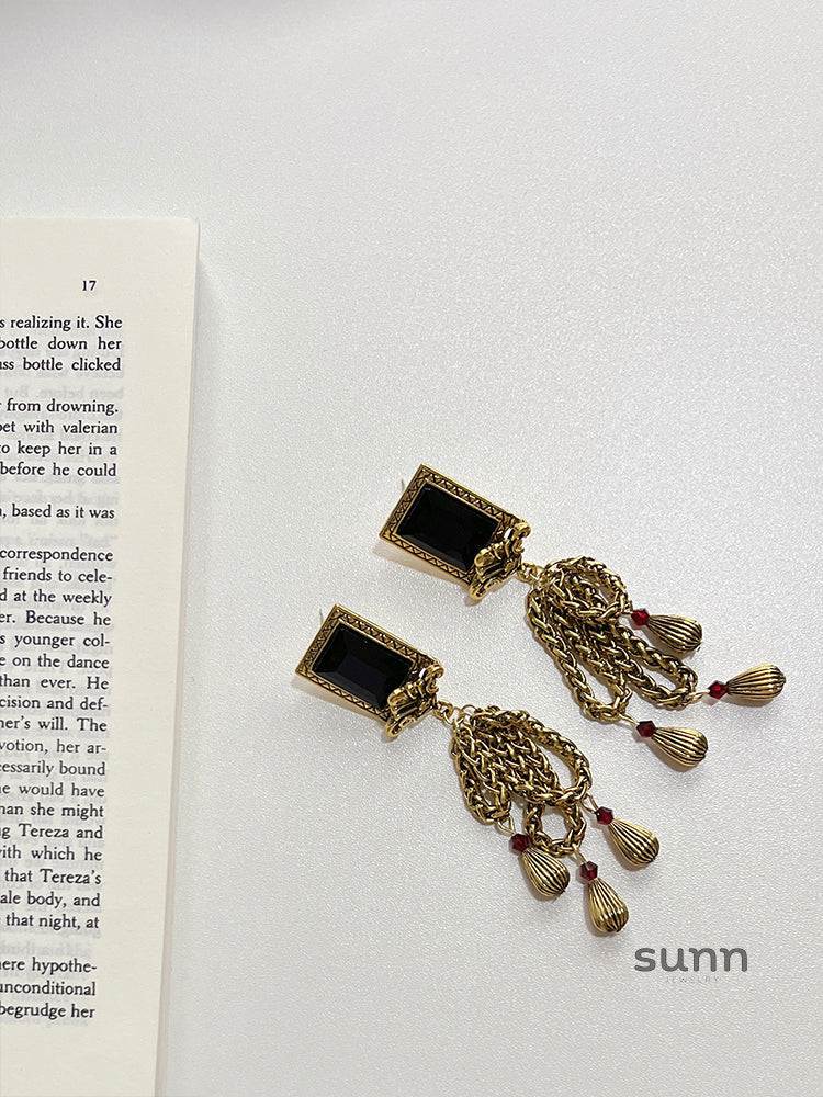 Eliza Vintage Tassel Drop Earrings