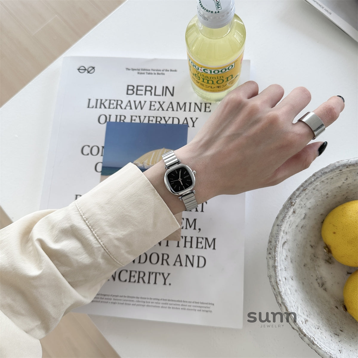 Ellaina Minimalist Cube Watch [KF95U6WJ]