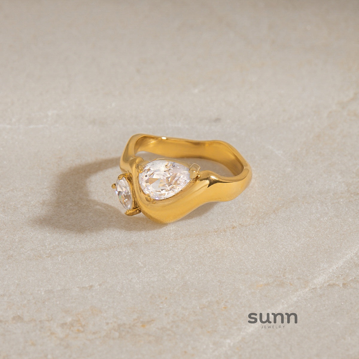 Ellamarie Geometric Zircon Ring [GJ8OZBHG]