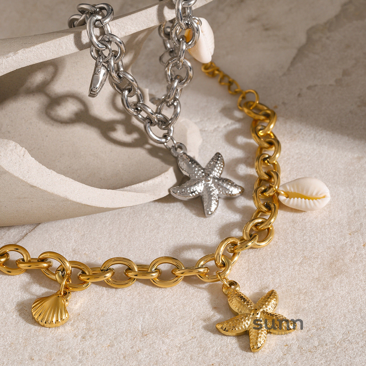 Ellarae Marine Charm Bracelet [HKS12KDQ]