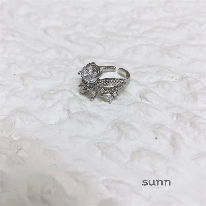 Ellee Sparkling Zircon Ring