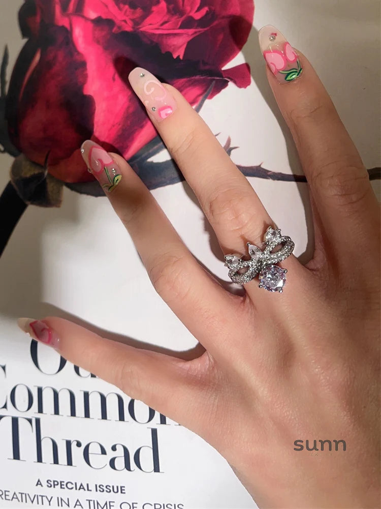 Ellee Sparkling Zircon Ring