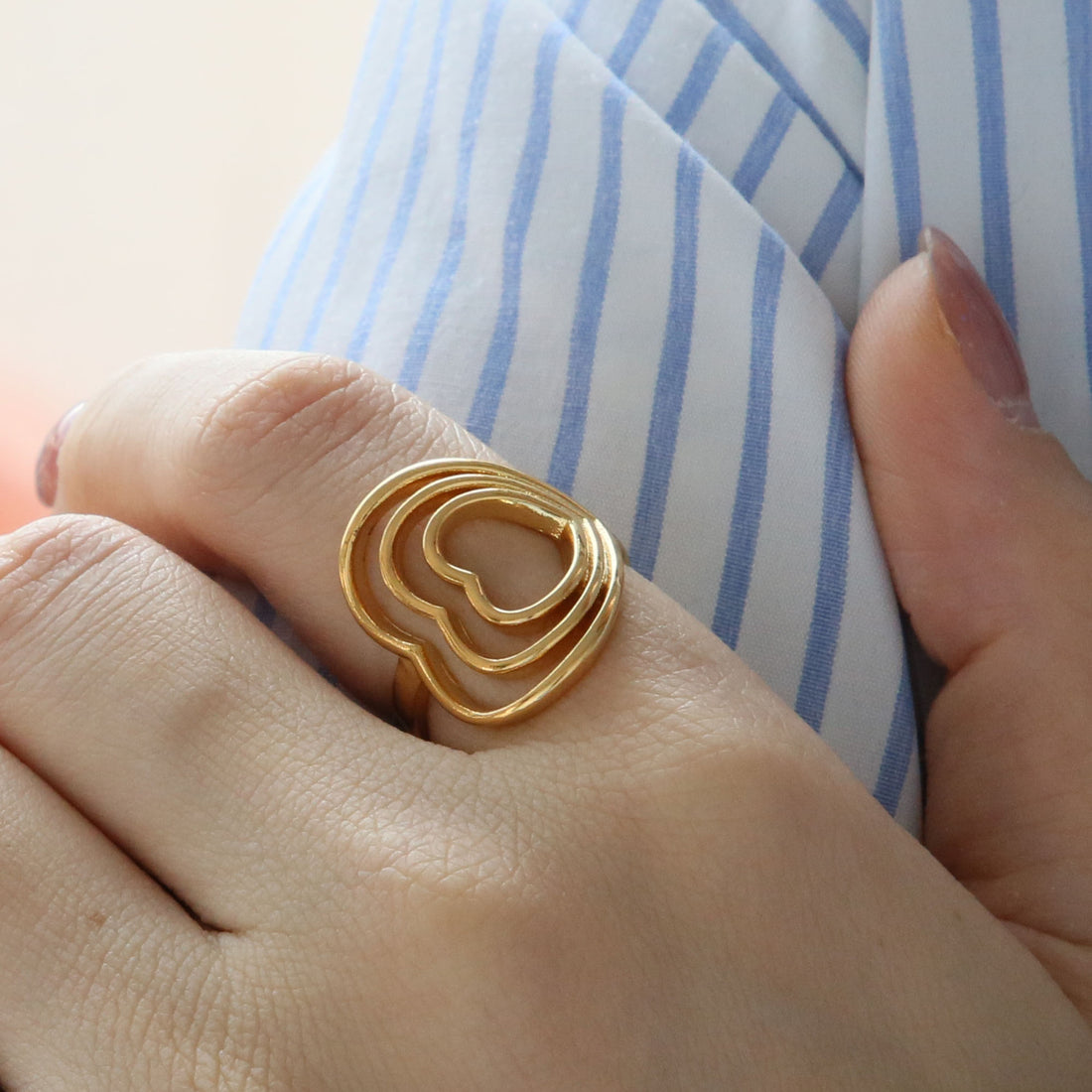 Ellena Double Heart Open Ring [O2WWW642]