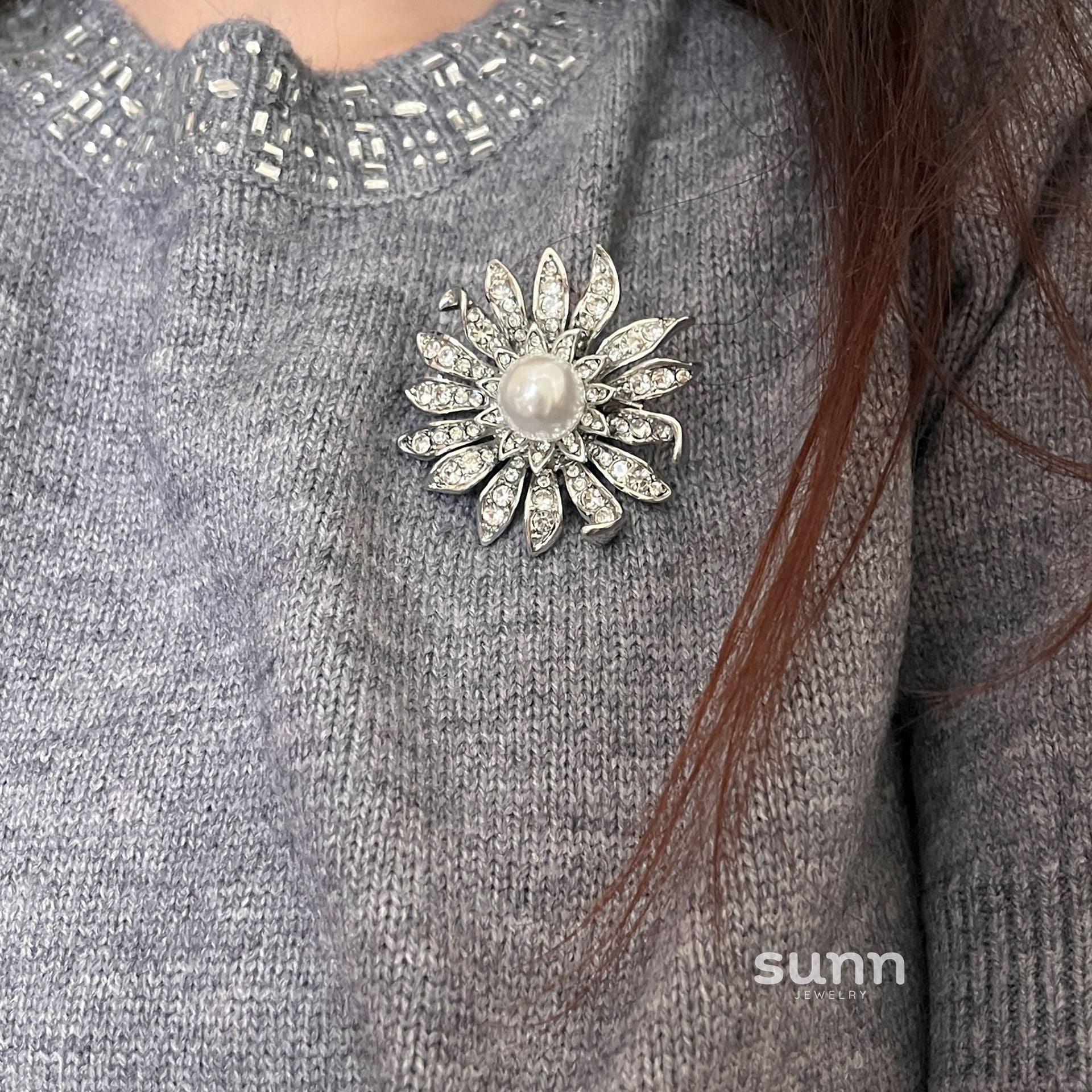 Ellery Crystal Pearl Sunflower Brooch [E915H23N]