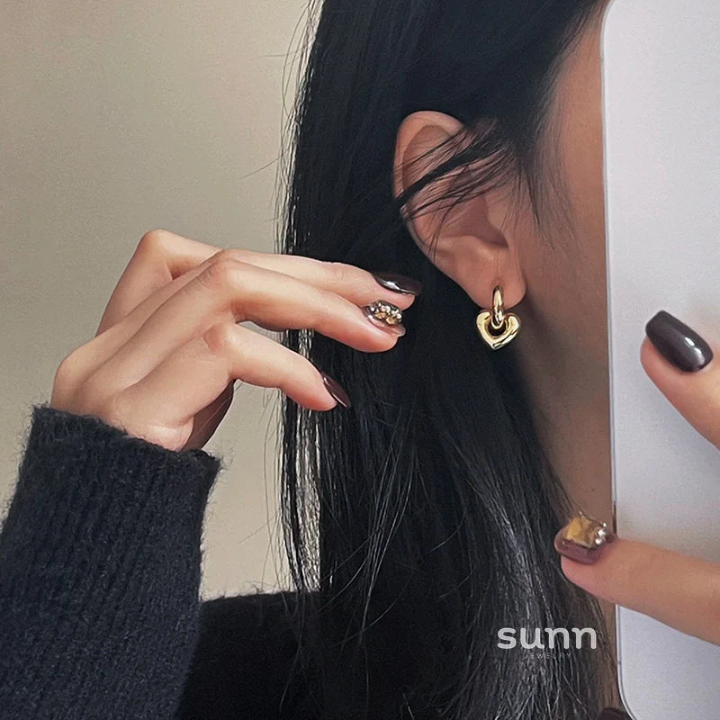 Ellieanna Glossy Heart Ear Clips