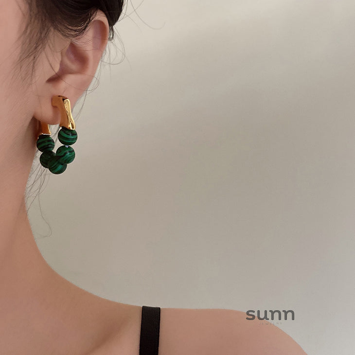 Ellieanna Gold Green Drop Earrings [LLV0D527]