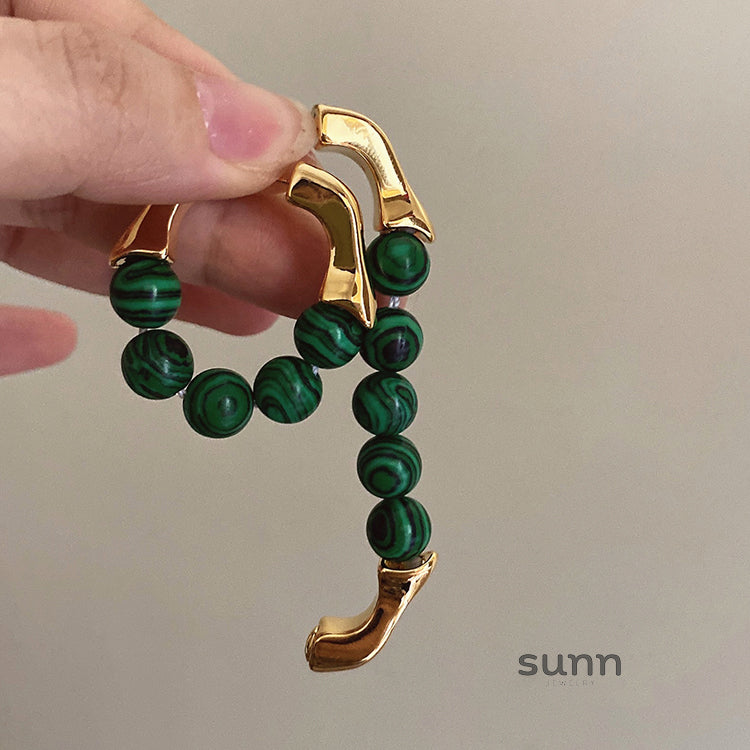 Ellieanna Gold Green Drop Earrings [KEFB72QN]
