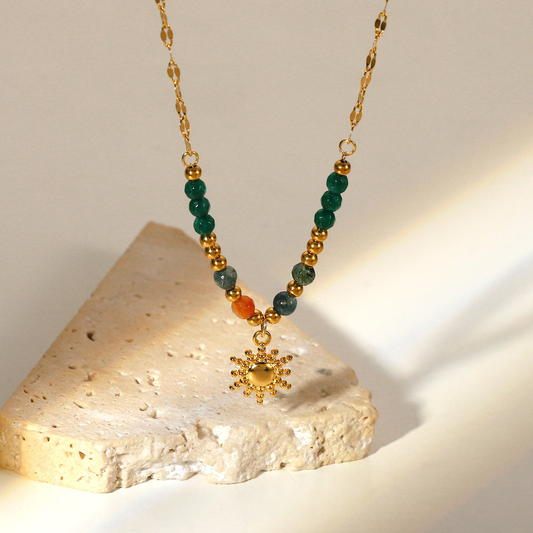 Elliot Gold Sun Pendant Necklace [FD22N9ZP]