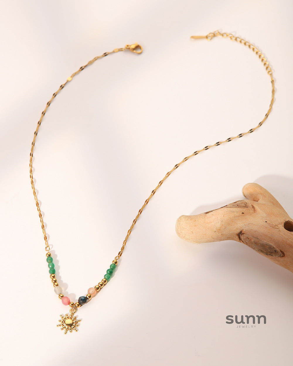 Elliot Gold Sun Pendant Necklace [R621HU9Z]
