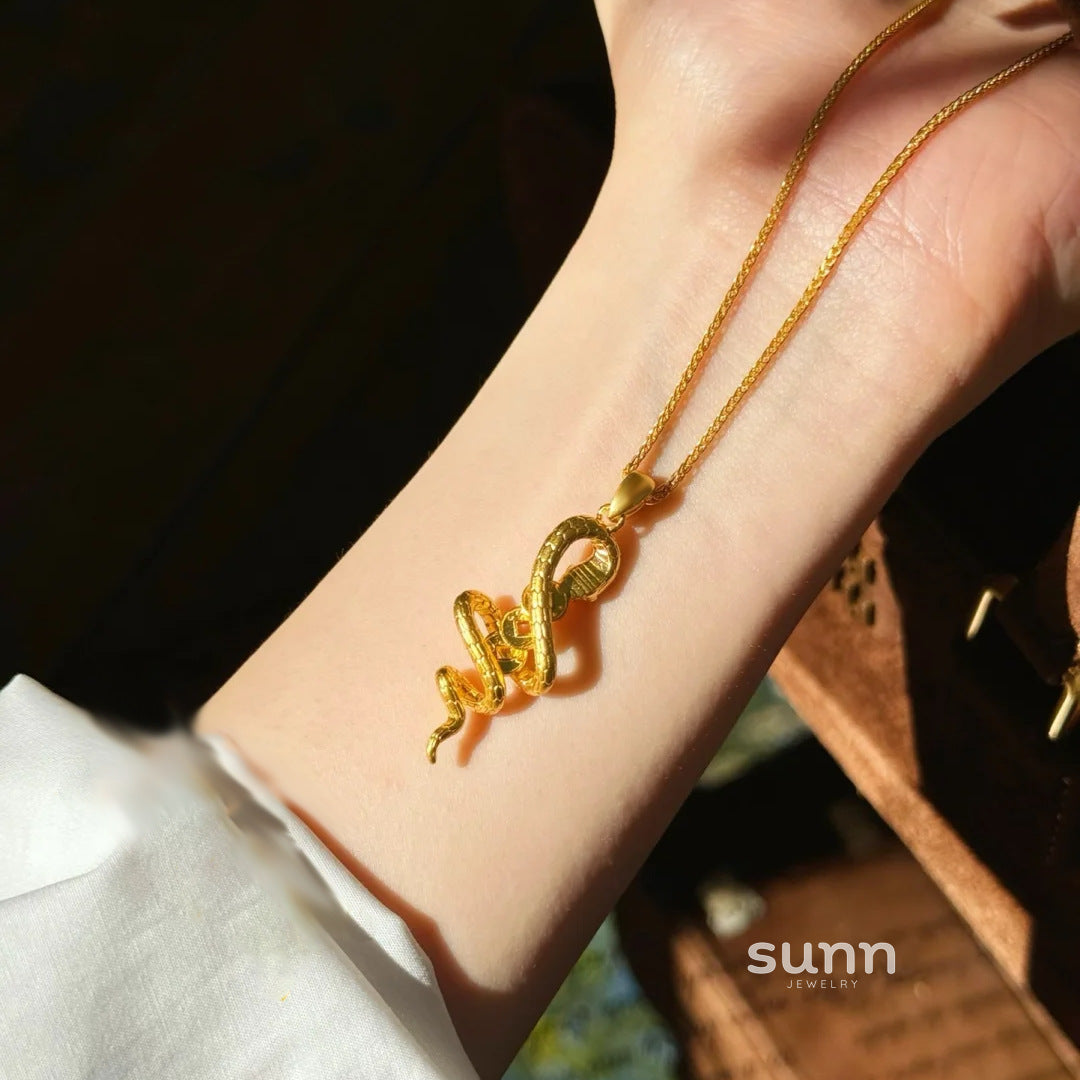 Elloise Diamond Snake Pendant [CLRBKW0T]
