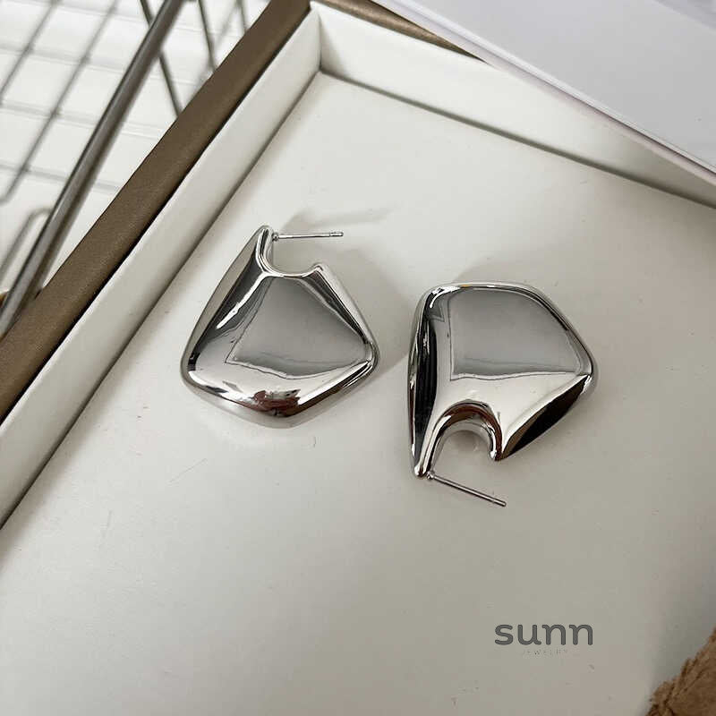 Ellyn Geometric Statement Earrings [N2DFX1TC]