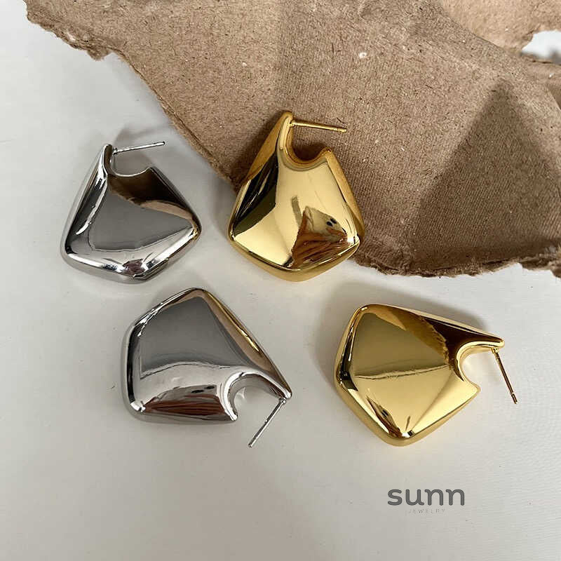 Ellyn Geometric Statement Earrings [9BIRSFYR]