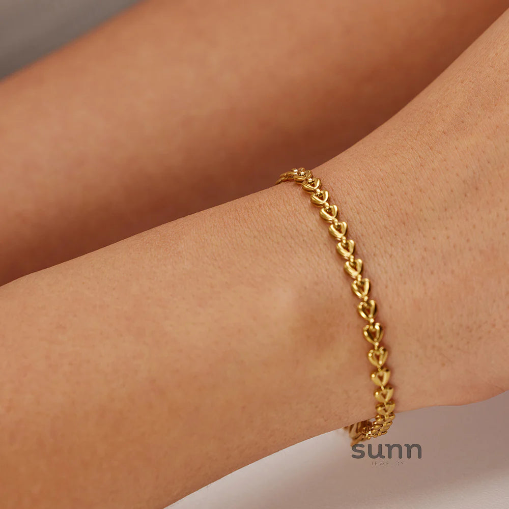 Elma Gold Plated Heart Bracelet