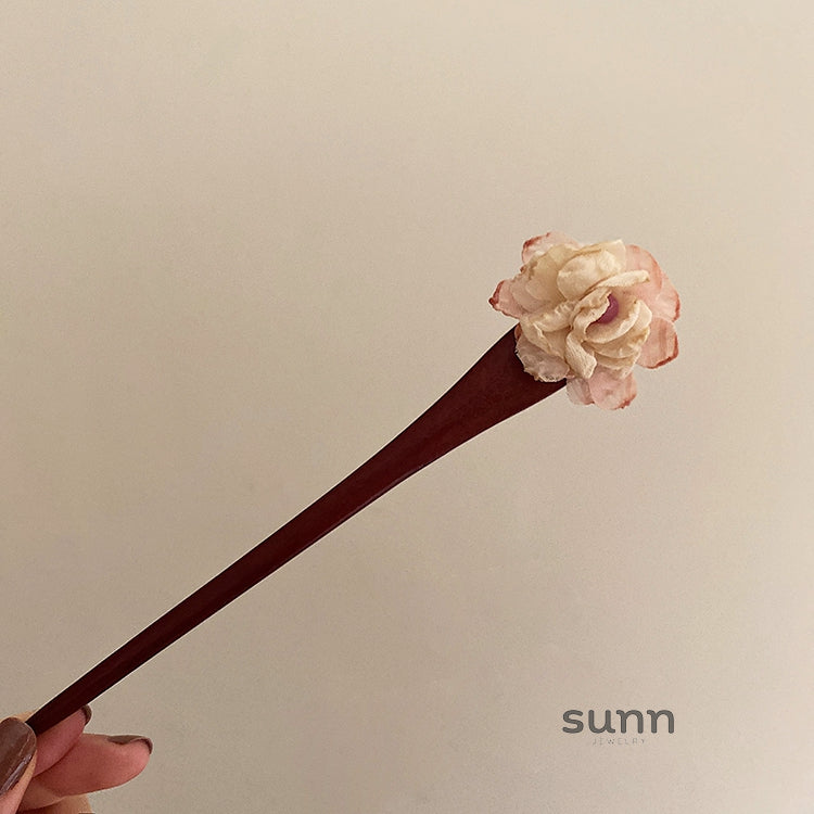 Eloisa Floral Hairpin [52W9TNVS]