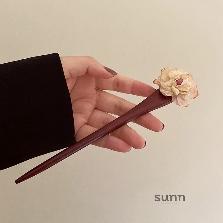Eloisa Floral Hairpin [CJ8672I0]