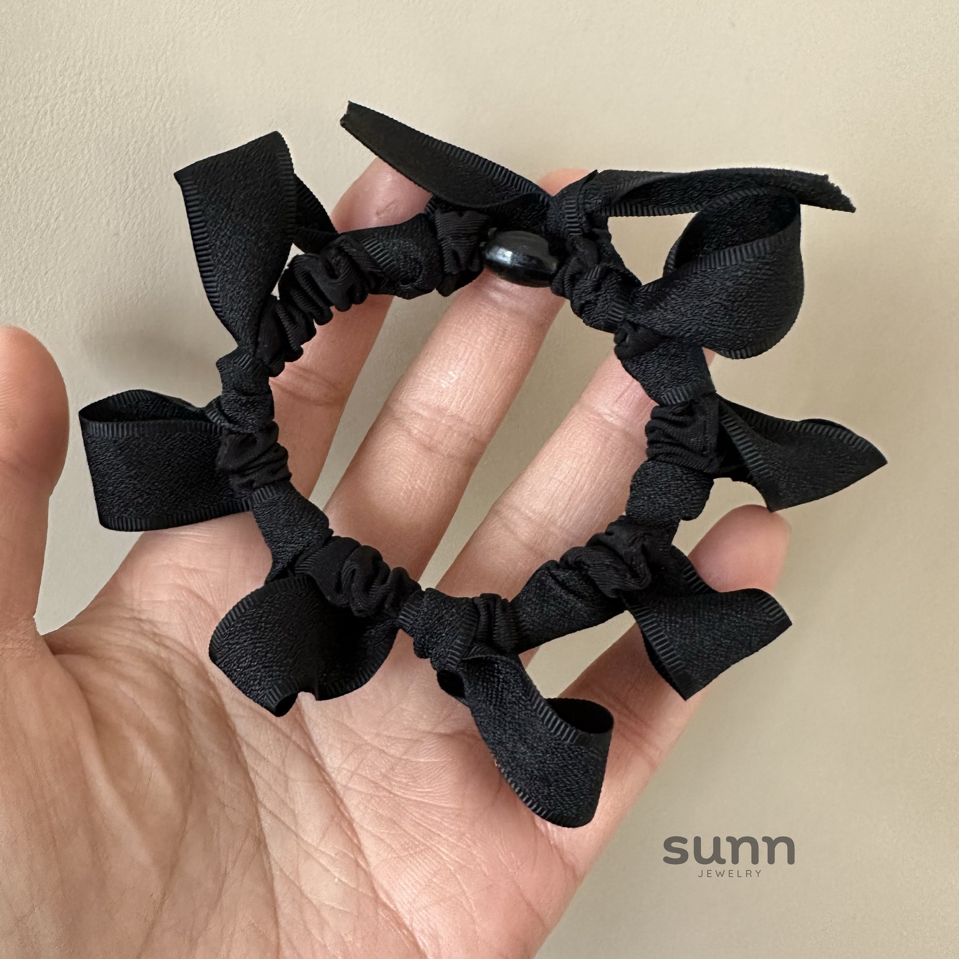 Elva Voluminous Bow Hair Tie [KKHTCAQP]