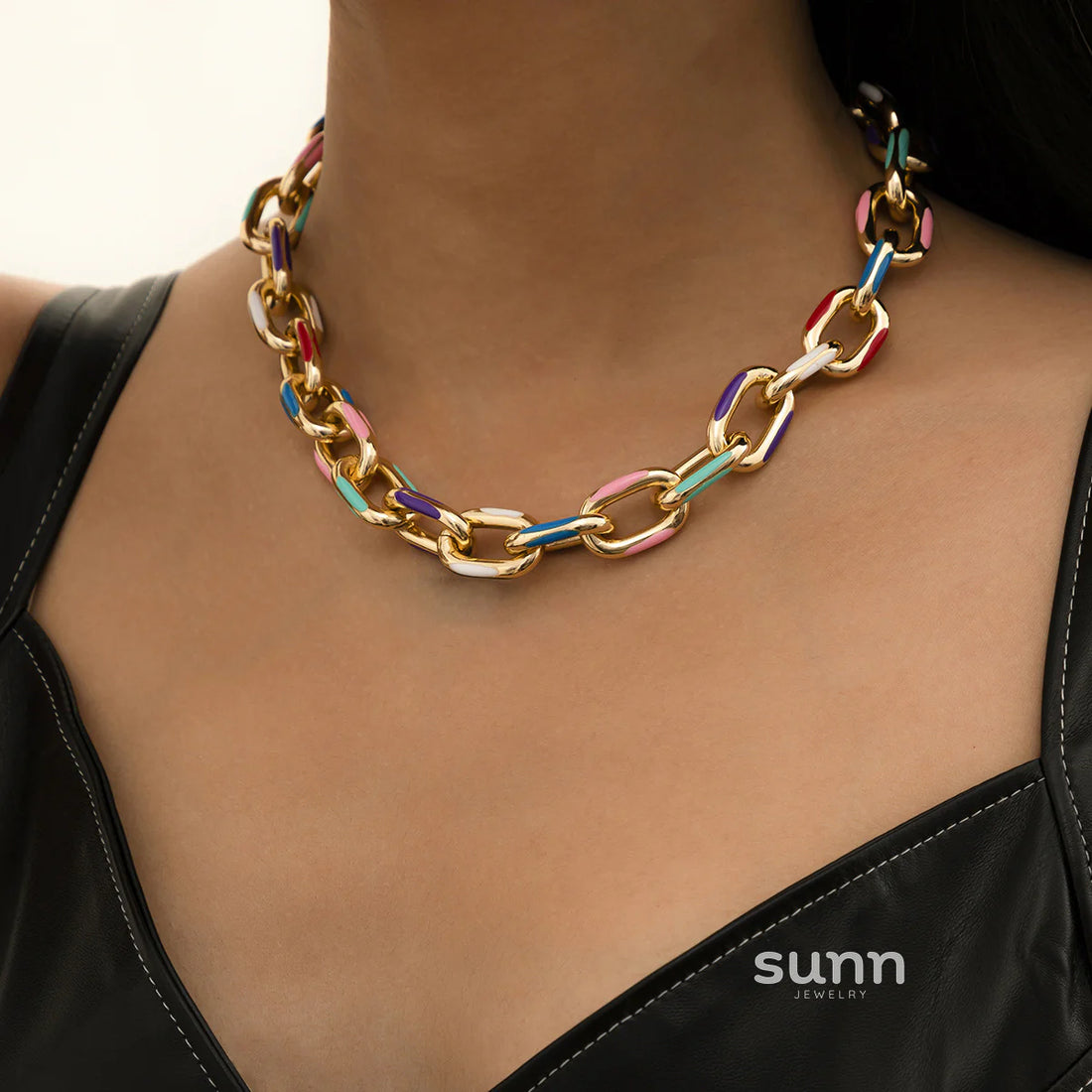Elvia Abstract Art Chain Necklace