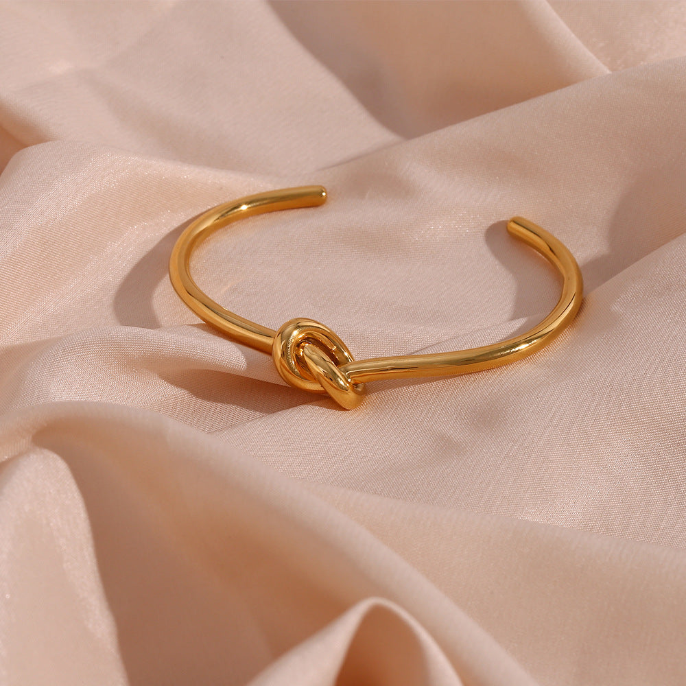 Elvia Knotted Gold Cuff Bracelet [0EFFTY97]