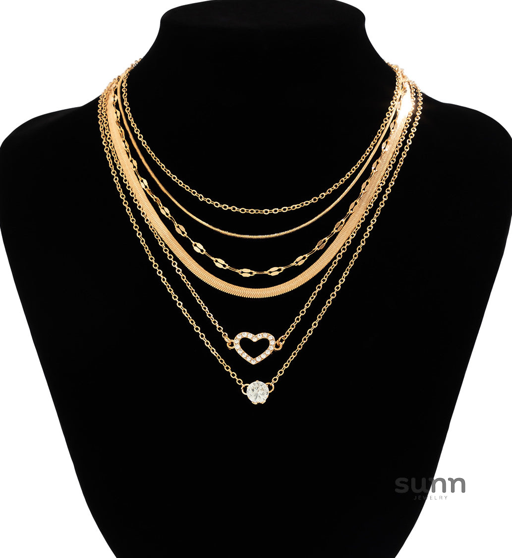 Elvira Layered Heart Necklace [BJXHKC4J]