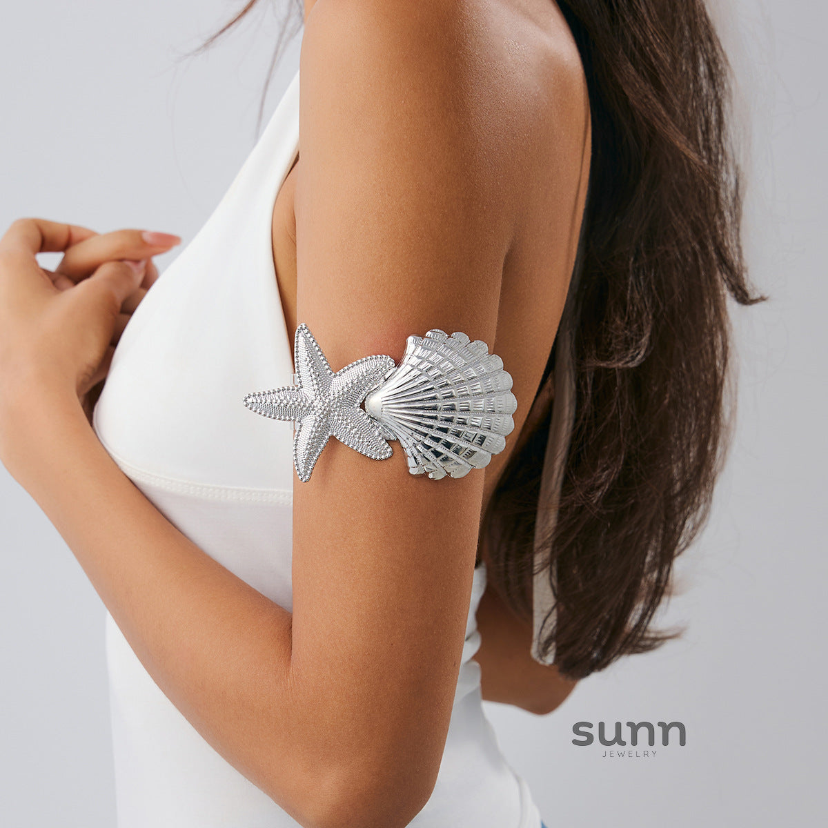 Elvira Ocean Whisper Bangle [R506N5YS]