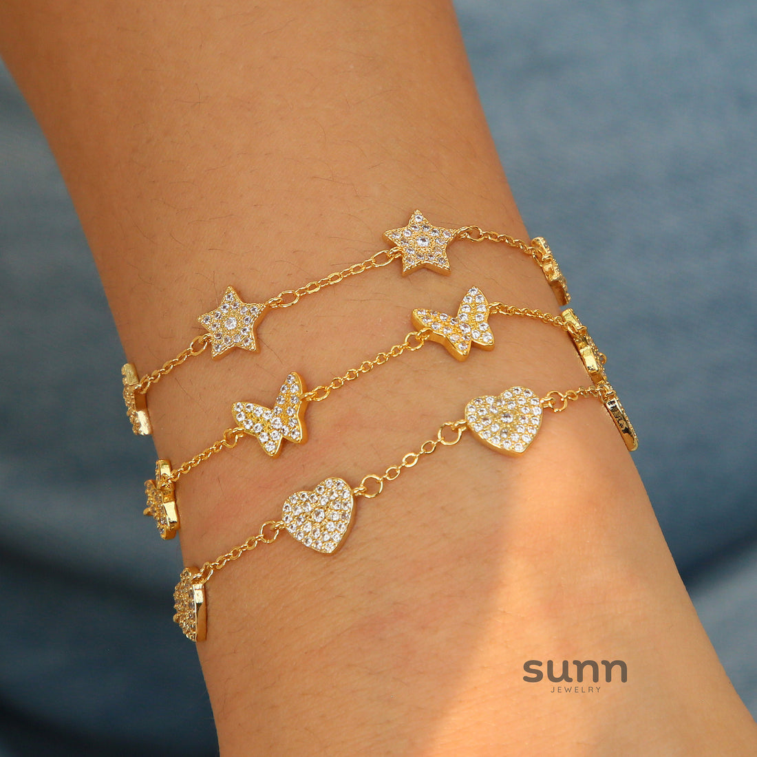 Ely Zircon Charm Bracelet [HUG83TWJ]