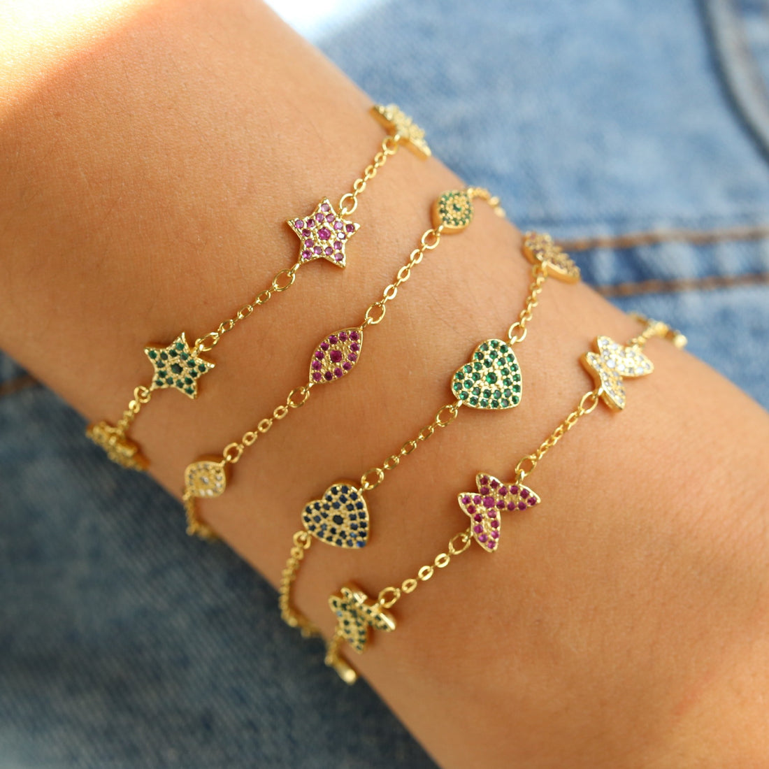 Ely Zircon Charm Bracelet [HUG83TWJ]