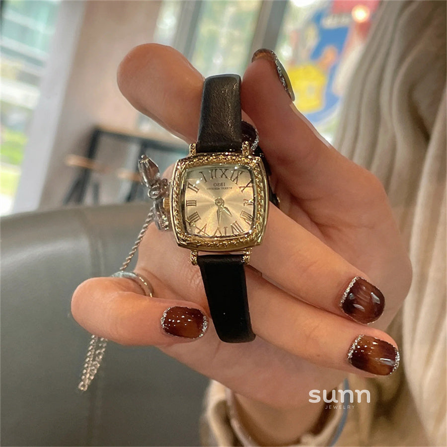Emaline Timeless Square Watch [R49L52RO]