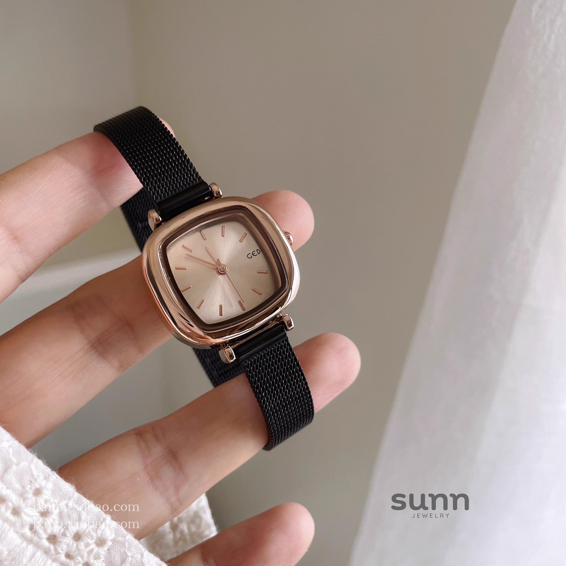 Emari Square Mesh Watch [ZEWKGRUX]