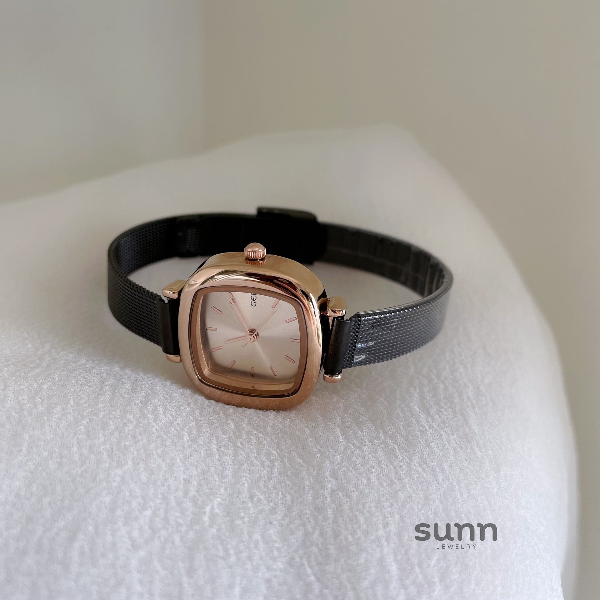 Emari Square Mesh Watch [P94DZJ3N]