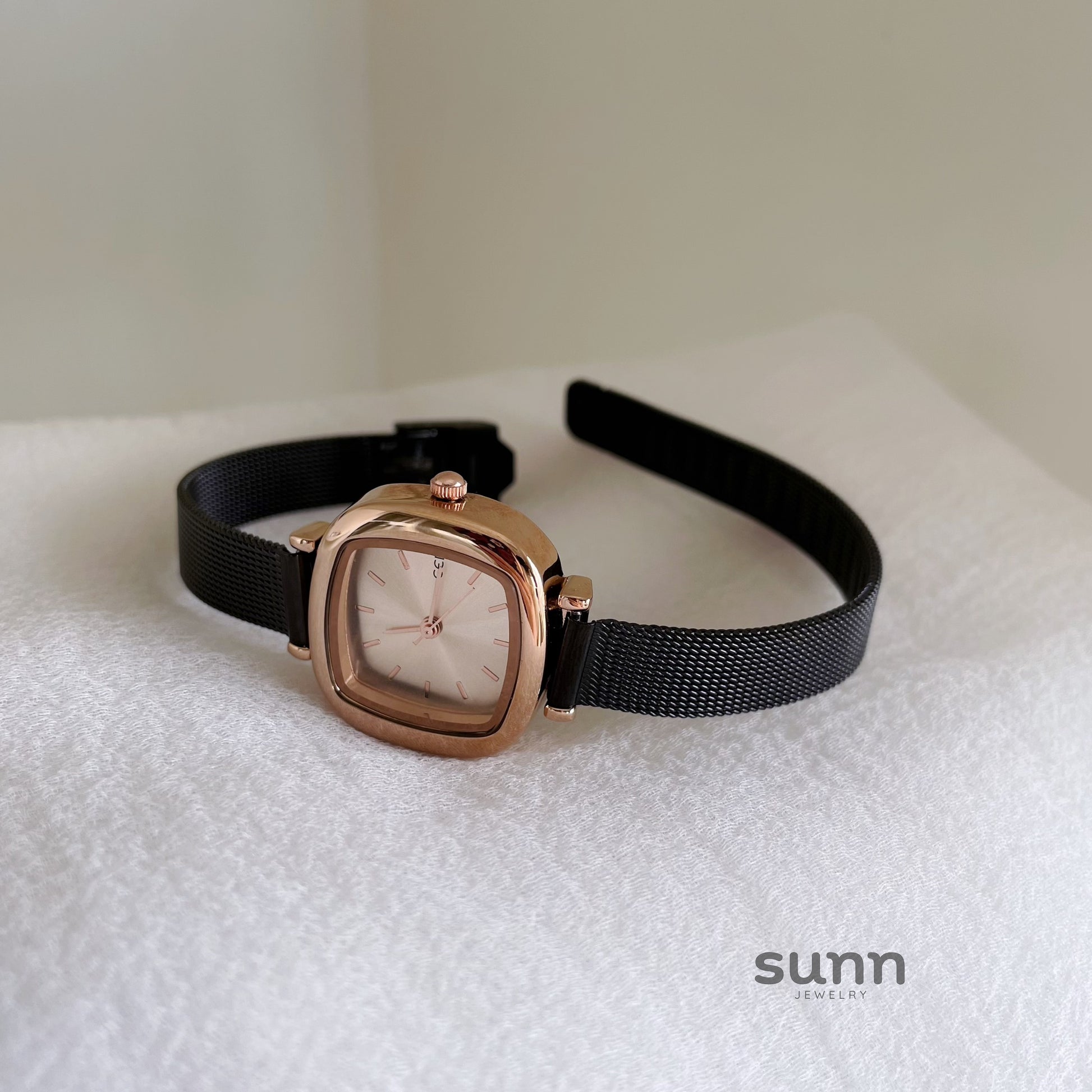 Emari Square Mesh Watch [Z67HZWG8]