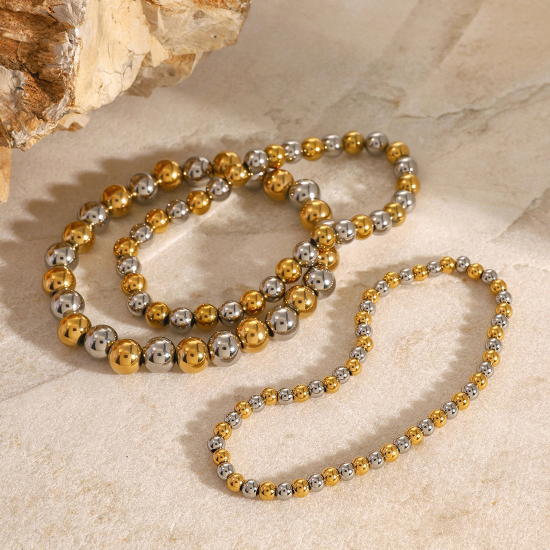 Emberlyn Beaded Stretch Bracelet [BCIE83QT]