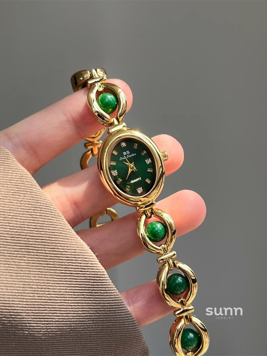 Emberlynn Retro Bracelet Watch [RTQ3TH9B]