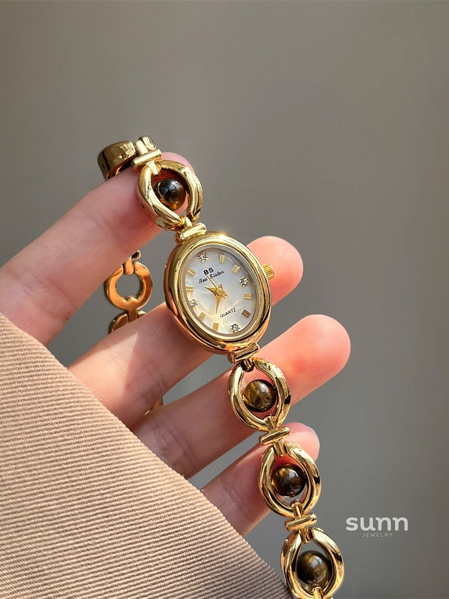 Emberlynn Retro Bracelet Watch [PZ7WZI23]