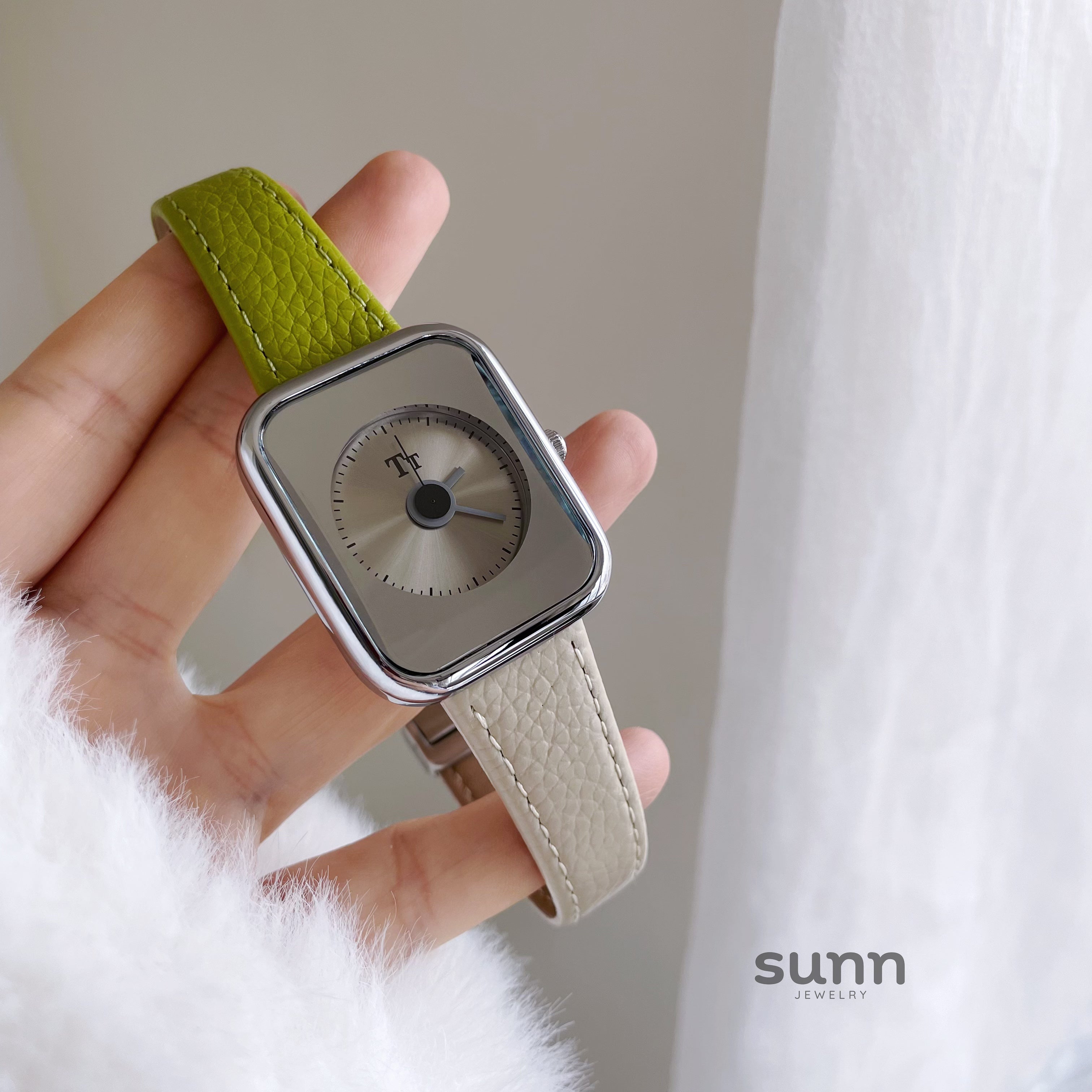 Embry Contrast Leather Square Watch [WJONSHPF]