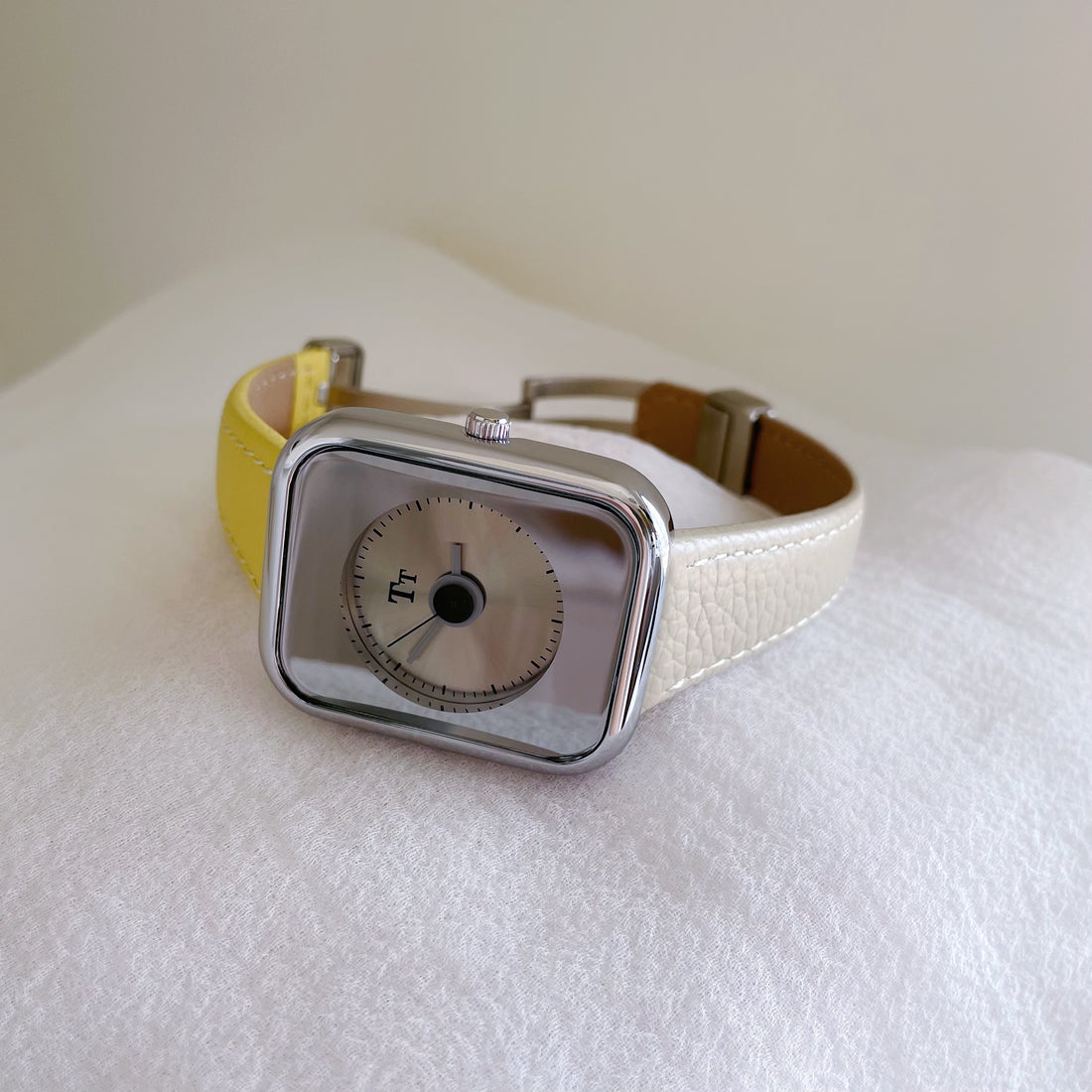 Embry Contrast Leather Square Watch [M0J5QPVY]