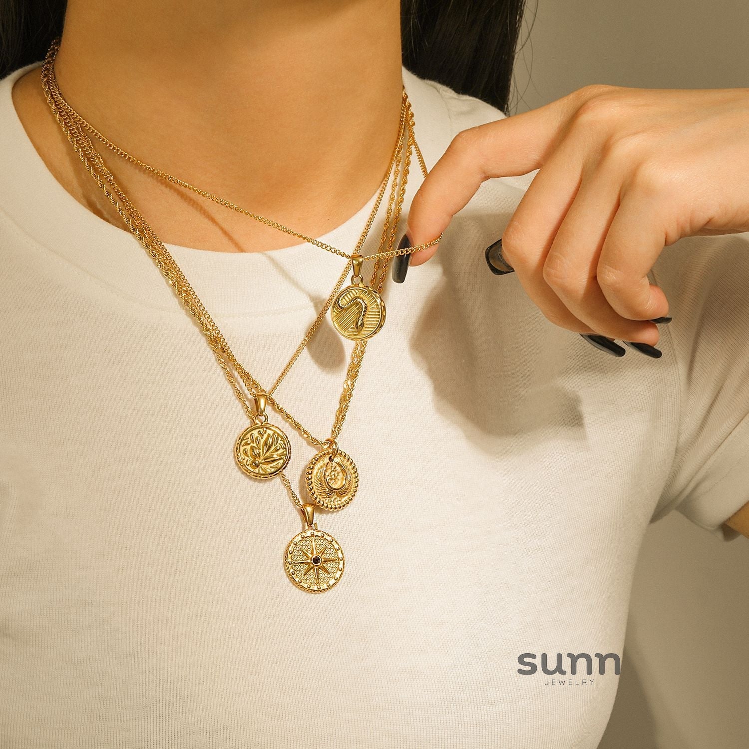 Emelie Coin Pendant Necklace